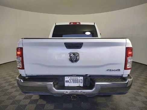 Used 2024 RAM 2500 Tradesman w/ Chrome Appearance Group AWD/4WD image 8