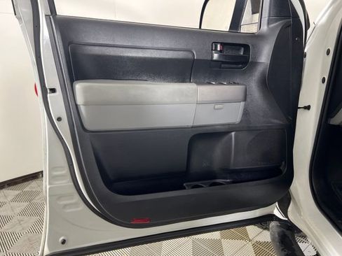 Used 2013 Toyota Tundra 2WD Double Cab image 11