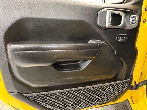 Used 2021 Jeep Wrangler Unlimited Sport image 29