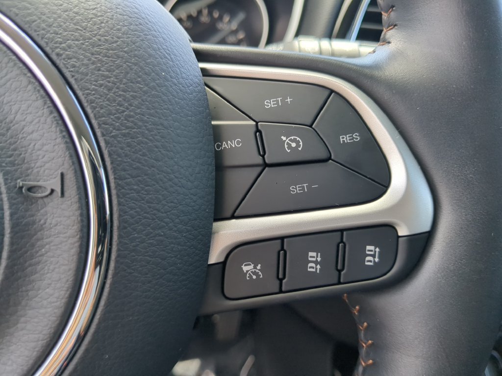 Used 2021 Jeep Compass Limited AWD/4WD image 28