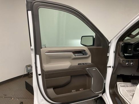 Certified 2025 GMC Sierra 1500 SLT w/ SLT Premium Plus Package image 10