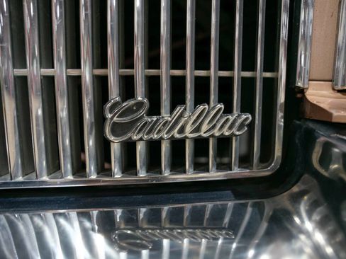 Used 1989 Cadillac Brougham image 22