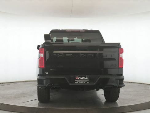 Used 2026 Chevrolet Silverado 1500 High Country w/ Midnight Edition AWD/4WD image 11