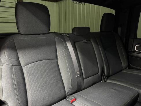 Used 2019 RAM 2500 Big Horn AWD/4WD image 15