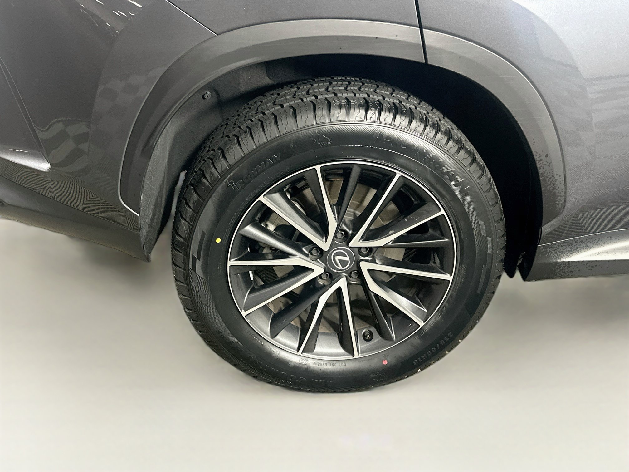 Used 2024 Lexus NX 250 FWD image 11