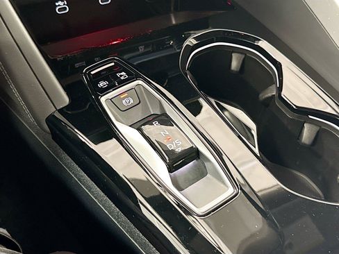 Certified 2025 Audi Q5 Premium AWD/4WD image 17