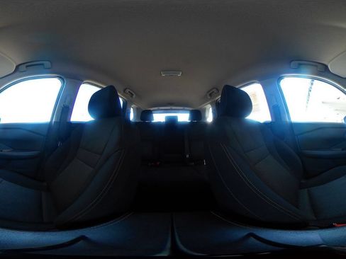 Used 2025 Nissan Rogue SV FWD image 44
