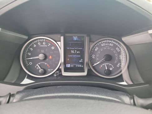 Certified 2022 Toyota Tacoma SR5 w/ Technology Package AWD/4WD image 30