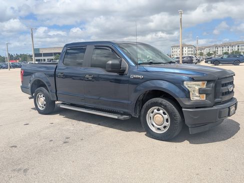 Used 2017 Ford F150 XL w/ Equipment Group 101A Mid image 2