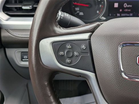 Used 2020 GMC Acadia SLT w/ LPO, Floor Liner Package image 18