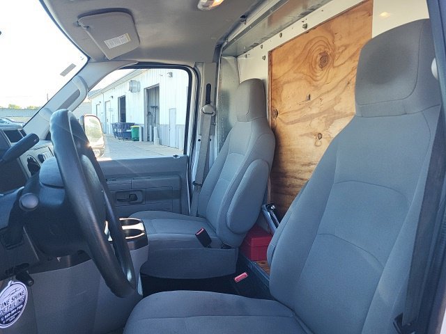 Used 2018 Ford E-350 and Econoline 350 Super Duty w/ Power Windows & Locks Group RWD image 8