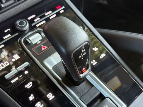Certified 2023 Porsche Cayenne AWD/4WD image 24