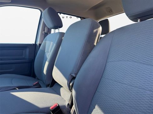 Certified 2018 RAM 1500 Express image 30