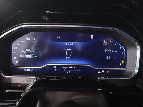 Used 2023 Chevrolet Silverado 1500 High Country w/ Technology Package image 4