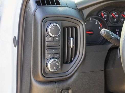 New 2025 GMC Sierra 2500 Pro image 22