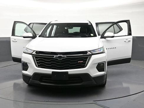 Certified 2023 Chevrolet Traverse RS w/ LPO, Floor Liner Package AWD/4WD image 37