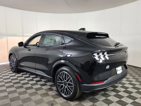 New 2026 Ford Mustang Mach-E Premium image 5