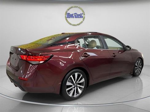 Used 2021 Nissan Sentra SV w/ SV Premium Package FWD image 5