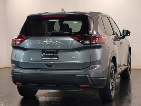 Certified 2024 Nissan Rogue SV image 24