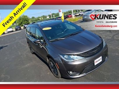 Used 2020 Chrysler Pacifica Touring-L w/ Advanced Safetytec Group
