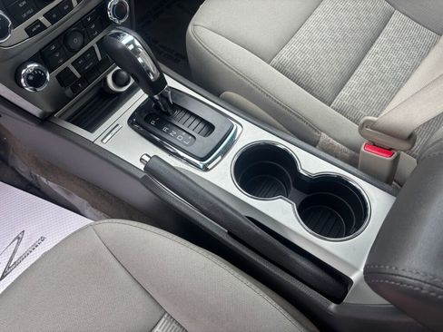Used 2010 Ford Fusion SE image 15
