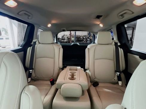 Used 2026 Honda Odyssey EX-L image 19