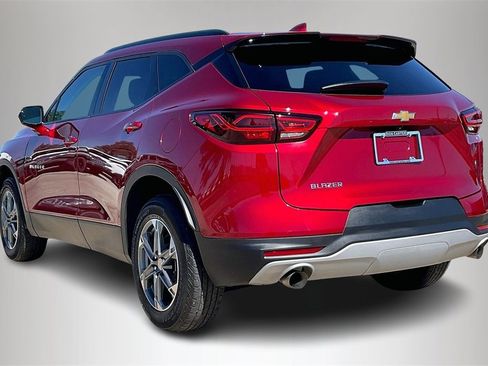 Used 2023 Chevrolet Blazer LT w/ Convenience Package image 4