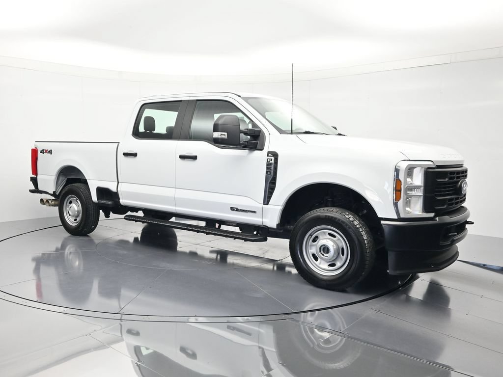 Used 2026 Ford F250 XL AWD/4WD image 3