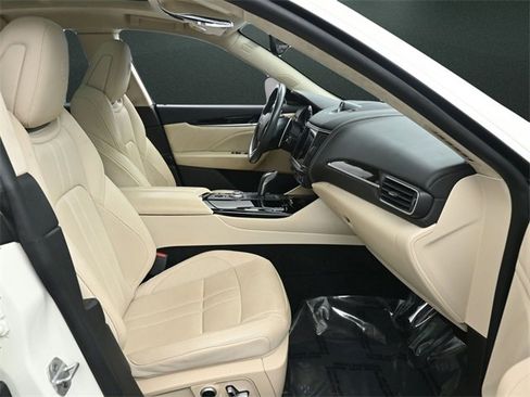 Used 2022 Maserati Levante Modena image 22