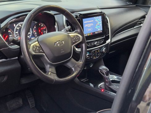 Certified 2022 Chevrolet Traverse Premier w/ Redline Edition image 25