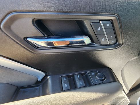 Certified 2023 Chevrolet Colorado ZR2 w/ ZR2 Convenience Package III image 10