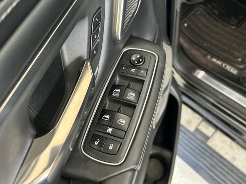Used 2019 RAM 1500 Limited AWD/4WD image 42