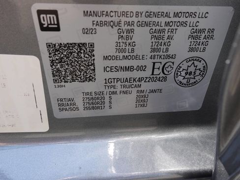 Used 2023 GMC Sierra 1500 Pro w/ Graphite Edition AWD/4WD image 18