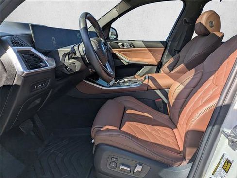 Used 2024 BMW X5 xDrive50e w/ Executive Package image 22