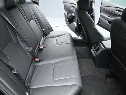 Used 2025 Honda Accord EX-L image 16