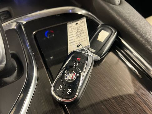 Used 2021 Buick Enclave Essence w/ Sound and Sites Package image 24