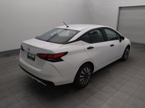 Used 2022 Nissan Versa S FWD image 9