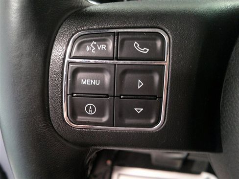 Used 2016 Jeep Wrangler Unlimited Rubicon w/ Connectivity Group image 16