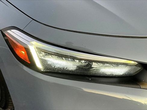 Used 2022 Honda Civic Sport Touring image 32