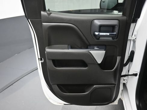 Used 2018 Chevrolet Silverado 1500 LT AWD/4WD image 29