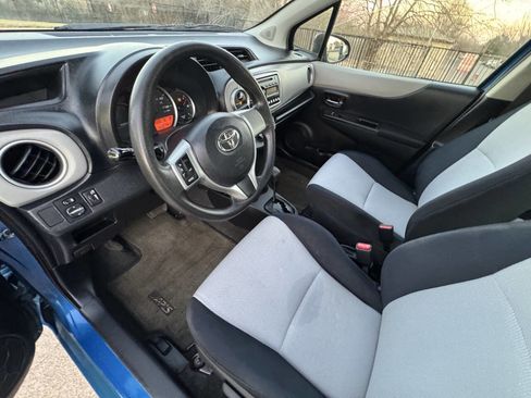 Used 2013 Toyota Yaris LE image 11