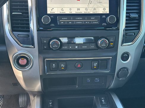 Used 2021 Nissan Titan SV w/ SV Convenience Package image 30