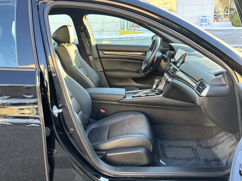 Certified 2022 Honda Accord Sport image 15