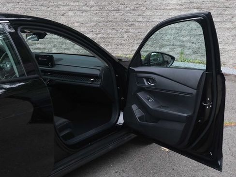 Used 2023 Honda Accord EX image 18