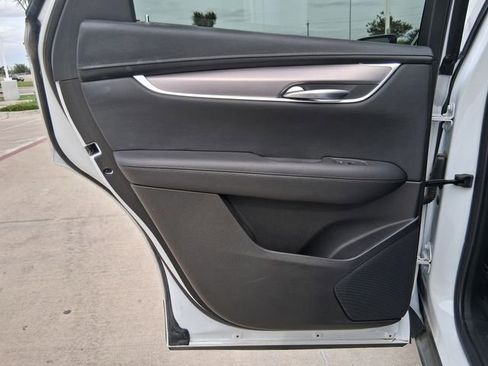 Used 2024 Cadillac XT5 Luxury w/ LPO, Floor Liner Package FWD image 22