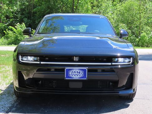 New 2026 Dodge Charger R/T AWD/4WD image 15