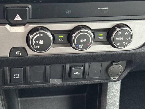 Used 2022 Toyota Tacoma SR w/ SR Convenience Package RWD image 22