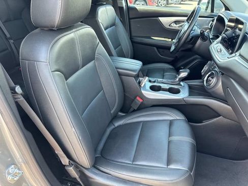 Used 2024 Chevrolet Blazer LT FWD image 24