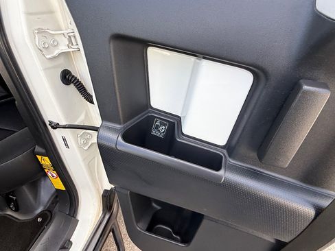 Used 2014 Toyota FJ Cruiser 4WD image 26