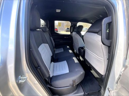 Used 2025 Toyota Tacoma TRD Off-Road image 16